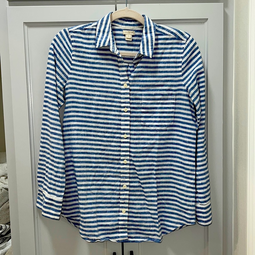 Linen button down